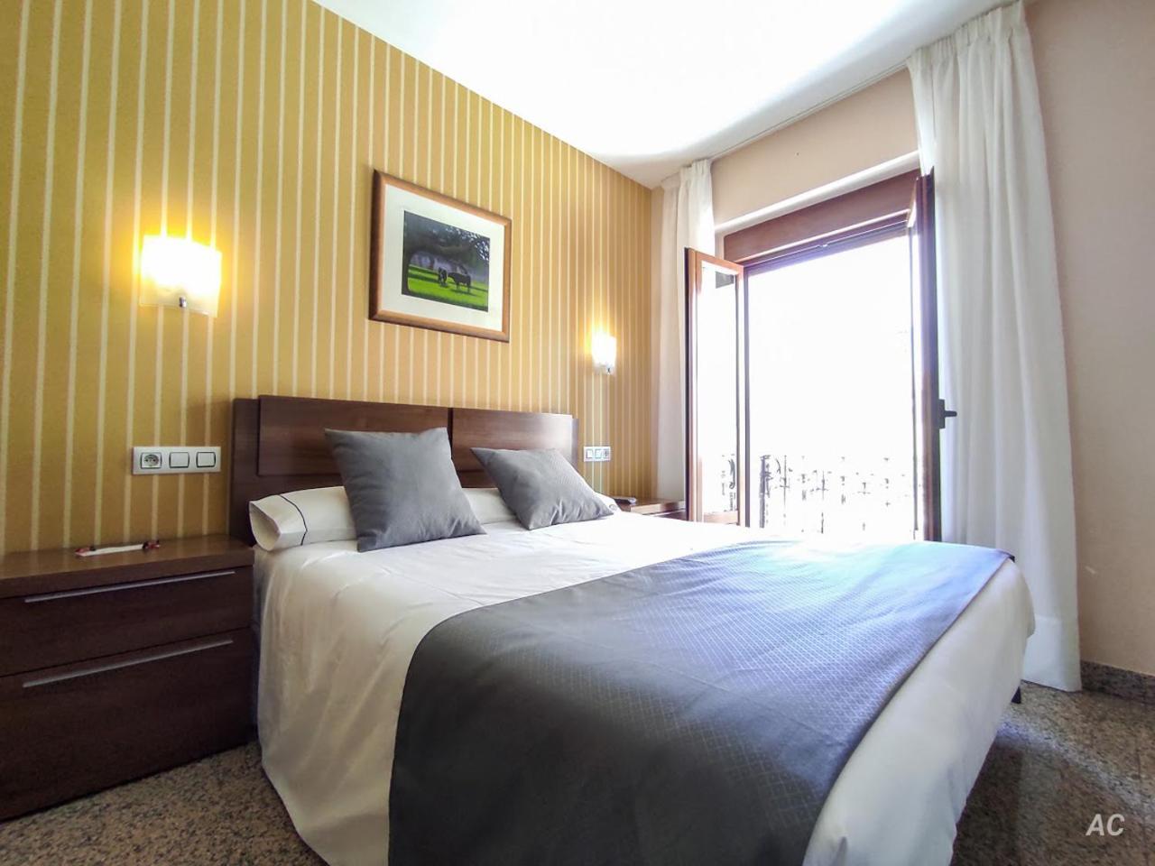 Hotel Arcos Catedral Ciudad-Rodrigo Cameră foto